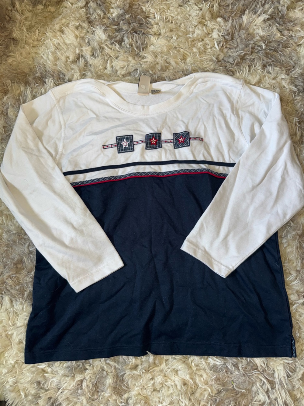 Koret White & Navy Long-Sleeve Tee with Star Applique